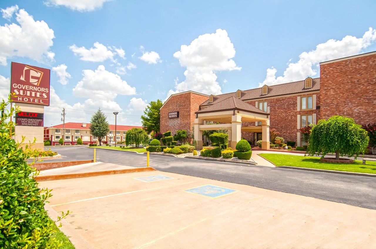 Governors Airport Area Hotel 3*